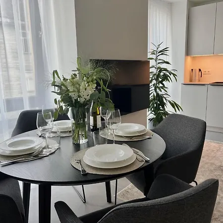 Apartment Brand New Centre Apartment, Free Parking Spot Reval