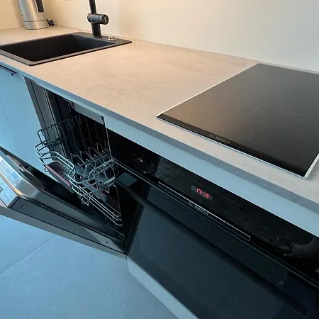 Appartement Brand New Centre Apartment, Free Parking Spot *